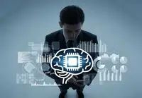 选择量化投资交易系统时，如何评估其性能和适用性以实现盈利最大化