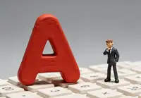 如何准确计算两融市场平均维保比例？其波动受哪些因素制约？